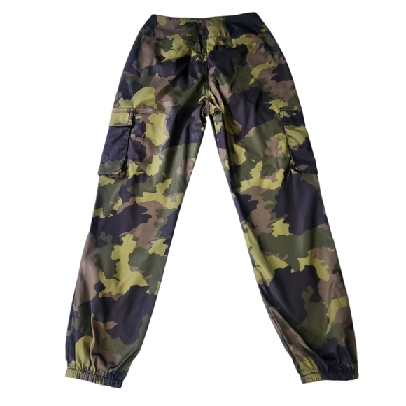Wild Fable Camo Cargo Hi Rise Pants Sz 0 - Picture 7 of 7